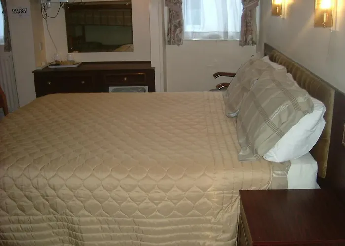 Thalatta Saint Helier Jersey