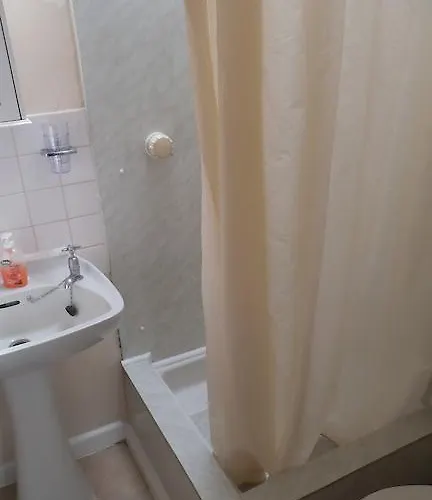 Thalatta Konukevi Saint Helier Jersey